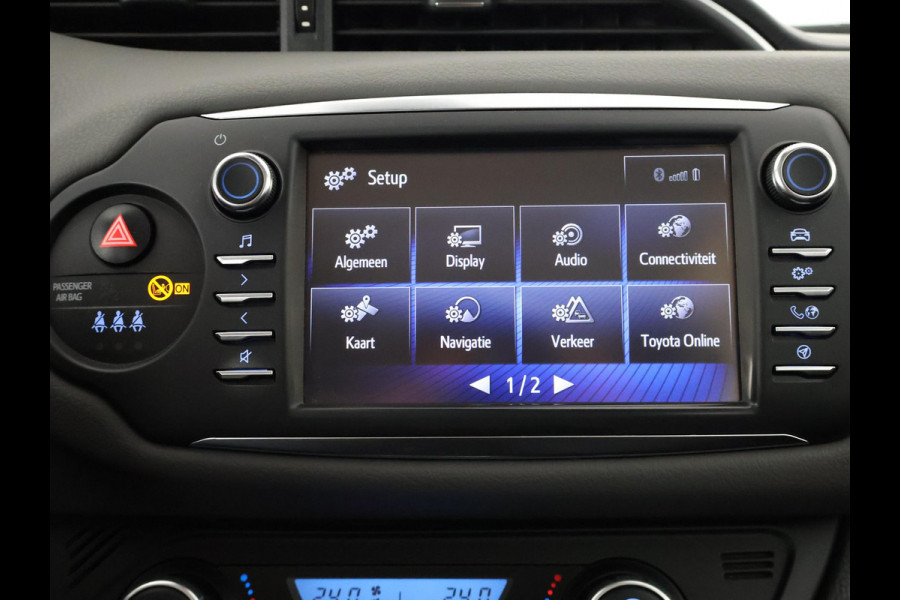 Toyota Yaris 1.5 HYBRIDE ASPIRATION 1e EIGENAAR AUTOMAAT FULL NAV. CAMERA . ELEKTRISCHE RAMEN . BLUETOOTH . CRUISE CONTROL