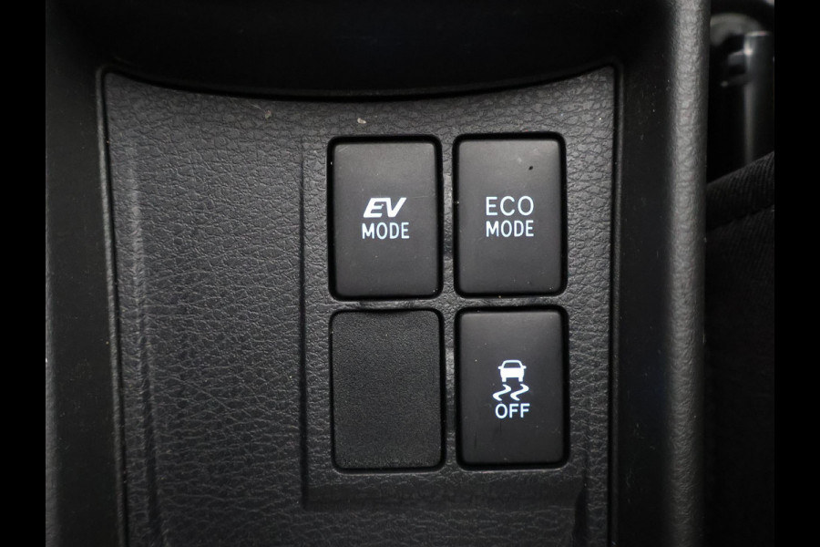 Toyota Yaris 1.5 HYBRIDE ASPIRATION 1e EIGENAAR AUTOMAAT FULL NAV. CAMERA . ELEKTRISCHE RAMEN . BLUETOOTH . CRUISE CONTROL