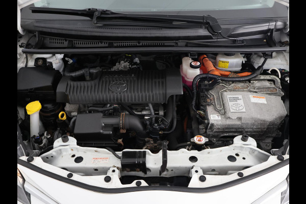 Toyota Yaris 1.5 HYBRIDE ASPIRATION 1e EIGENAAR AUTOMAAT FULL NAV. CAMERA . ELEKTRISCHE RAMEN . BLUETOOTH . CRUISE CONTROL