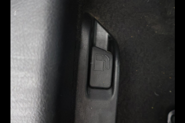 Toyota Yaris 1.5 HYBRIDE ASPIRATION 1e EIGENAAR AUTOMAAT FULL NAV. CAMERA . ELEKTRISCHE RAMEN . BLUETOOTH . CRUISE CONTROL