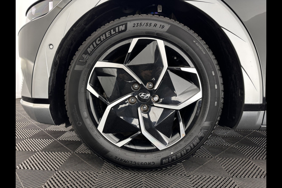Hyundai IONIQ 5 Lounge 73kWh [ 3-Fase ] {SOH-98%} (INCL-BTW) Aut *HEAD-UP | HEATPUMP | LEATHER | PREMIUM-AUDIO | FULL-LED | ADAPTIVE-CRUISE | BLIND-SPOT | DIGI-COCKPIT | AMBIENT-LIGHT | DAB | SHIFT-PADDLES | HEAD-UP | NAVI-FULLMAP | KEYLESS