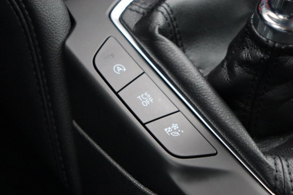 Ford Focus 1.0 EcoBoost Titanium Business org.NL camera stuur+stoel+raamverw. trekhaak