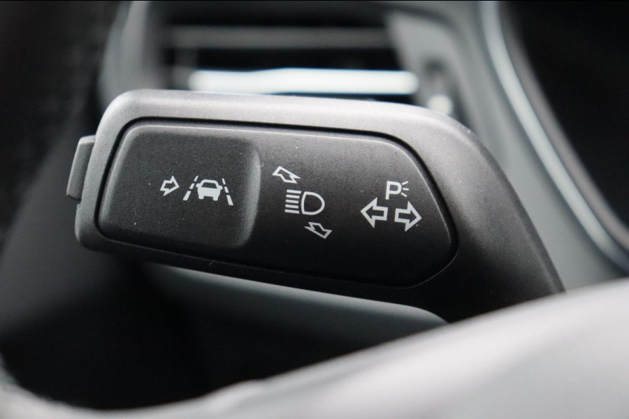 Ford Focus 1.0 EcoBoost Titanium Business org.NL camera stuur+stoel+raamverw. trekhaak