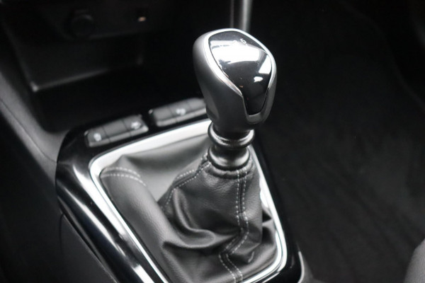 Opel Corsa 1.2 Turbo Edition org.NL afn-trekhaak pdc