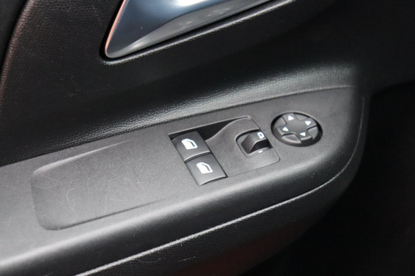 Opel Corsa 1.2 Turbo Edition org.NL afn-trekhaak pdc