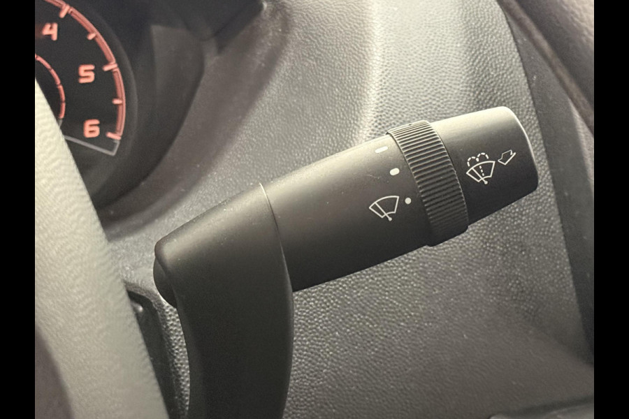 Opel Movano 2.2D 140 L2H2 Edition Opel Movano 2.2D 140  L2H2 Edition Airco  Navi PDC Trekhaak Cruise control Nieuw Model