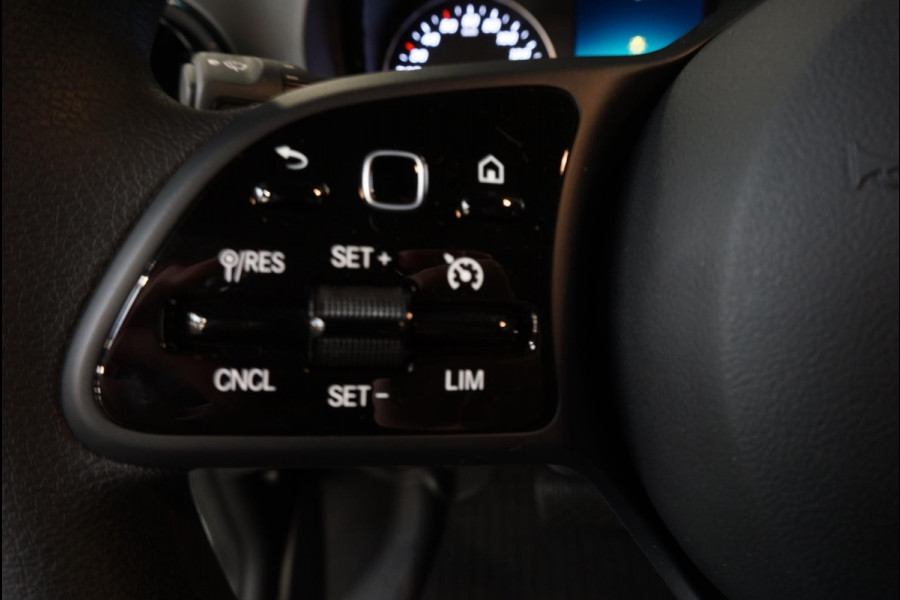 Mercedes-Benz Sprinter 211 2.2 CDI L2H2 Automaat 9-G tronic | Airco | Navigatie | Camera | Cruisecontrol | 3Zits | Electra pakket | DAB | Trekhaak