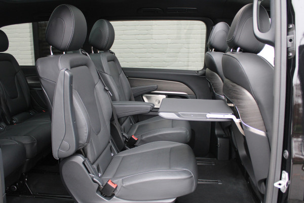 Mercedes-Benz V-Klasse 300d / AMG / Exclusive / DC / 4-matic / Luchtvering / Pano / INCL BTW-BPM / 360 Cam / Burmester / Vol Opties / NIEUW!!
