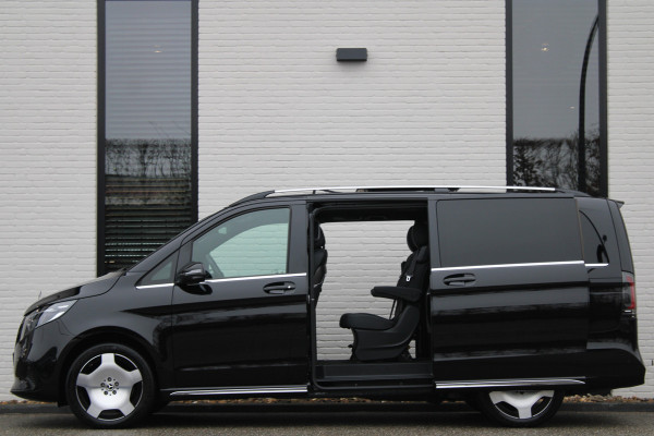 Mercedes-Benz V-Klasse 300d / AMG / Exclusive / DC / 4-matic / Luchtvering / Pano / INCL BTW-BPM / 360 Cam / Burmester / Vol Opties / NIEUW!!
