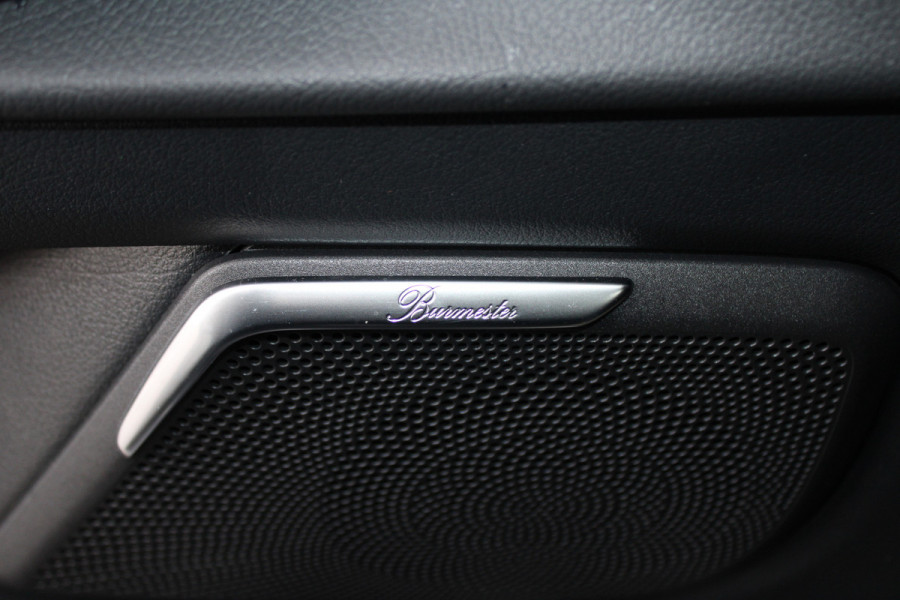 Mercedes-Benz V-Klasse 300d / AMG / Exclusive / DC / 4-matic / Luchtvering / Pano / INCL BTW-BPM / 360 Cam / Burmester / Vol Opties / NIEUW!!