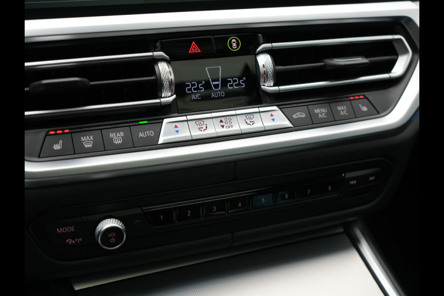 BMW 3 Serie Touring 330e M Sport Plug In Hybrid 293pk Dealer O.H. PHEV | Panodak | Head Up | 360 Camera | Adaptive Cruise | Laser LED | Harman & Kardon | Nappa Lederen Sportstoelen Memory & Verwarmd | Adaptief Onderstel | Apple Carplay | Sfeerverlichting |