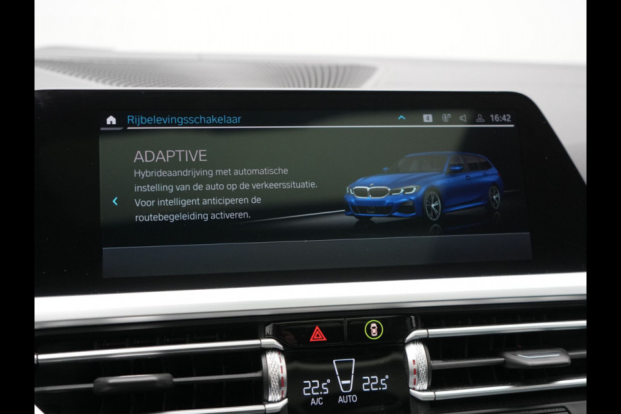 BMW 3 Serie Touring 330e M Sport Plug In Hybrid 293pk Dealer O.H. PHEV | Panodak | Head Up | 360 Camera | Adaptive Cruise | Laser LED | Harman & Kardon | Nappa Lederen Sportstoelen Memory & Verwarmd | Adaptief Onderstel | Apple Carplay | Sfeerverlichting |