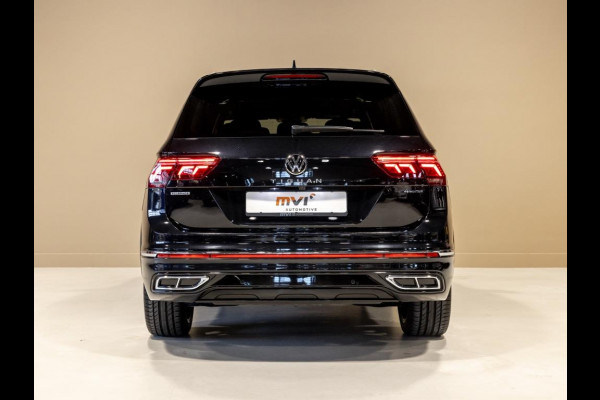 Volkswagen Tiguan Allspace 2.0 2X R-Line / 7 pers. / 190pk / Panorama dak / Leder / Trekhaak