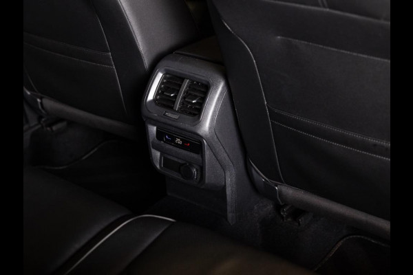 Volkswagen Tiguan Allspace 2.0 2X R-Line / 7 pers. / 190pk / Panorama dak / Leder / Trekhaak