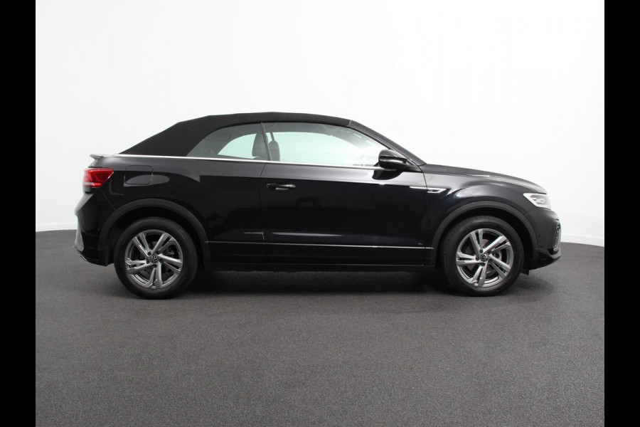 Volkswagen T-Roc Cabrio 1.5 TSI 150pk DSG R-Line | Navigatie | Apple Carpaly/Android Auto | Parkeersensoren | Camera | Adaptive Cruise Control | Stoelverwarming | Climate Control