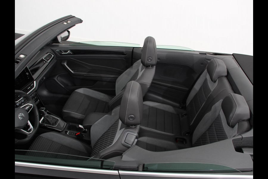 Volkswagen T-Roc Cabrio 1.5 TSI 150pk DSG R-Line | Navigatie | Apple Carpaly/Android Auto | Parkeersensoren | Camera | Adaptive Cruise Control | Stoelverwarming | Climate Control