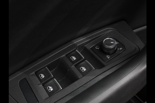 Volkswagen T-Roc Cabrio 1.5 TSI 150pk DSG R-Line | Navigatie | Apple Carpaly/Android Auto | Parkeersensoren | Camera | Adaptive Cruise Control | Stoelverwarming | Climate Control