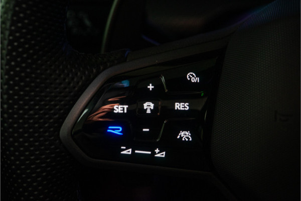 Volkswagen Golf 2.0 TSI R 4Motion 20 Jahre Ed. 333PK | Akra | Pano | H/K | Leder&Memory | VOL! 12 MND Garantie