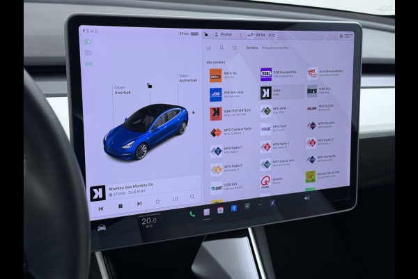 Tesla Model 3 RWD Plus 325PK SOH 91% Lmv 19" Ivoor kleurig Leder 3 AutoPilot Panoramadak Adaptive.Cruise Camera's Elektr.Stuur+Stoelen+Spiegel Navi Ecc Led ACC DAB Voorverwarmen en Keyless via App One-Pedal-Drive 1e Eigenaar Origineel Nederlandse Auto