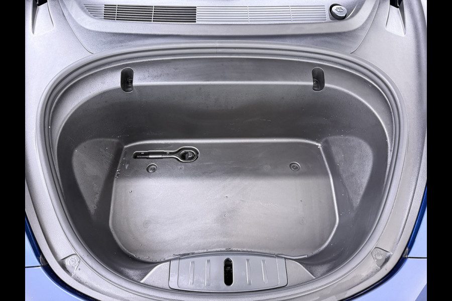 Tesla Model 3 RWD Plus 325PK SOH 91% Lmv 19" Ivoor kleurig Leder 3 AutoPilot Panoramadak Adaptive.Cruise Camera's Elektr.Stuur+Stoelen+Spiegel Navi Ecc Led ACC DAB Voorverwarmen en Keyless via App One-Pedal-Drive 1e Eigenaar Origineel Nederlandse Auto