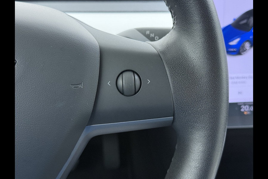 Tesla Model 3 RWD Plus 325PK SOH 91% Lmv 19" Ivoor kleurig Leder 3 AutoPilot Panoramadak Adaptive.Cruise Camera's Elektr.Stuur+Stoelen+Spiegel Navi Ecc Led ACC DAB Voorverwarmen en Keyless via App One-Pedal-Drive 1e Eigenaar Origineel Nederlandse Auto