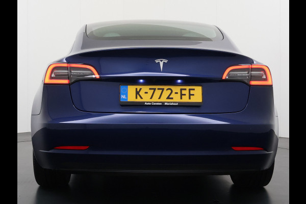 Tesla Model 3 RWD Plus 325PK SOH 91% Lmv 19" Ivoor kleurig Leder 3 AutoPilot Panoramadak Adaptive.Cruise Camera's Elektr.Stuur+Stoelen+Spiegel Navi Ecc Led ACC DAB Voorverwarmen en Keyless via App One-Pedal-Drive 1e Eigenaar Origineel Nederlandse Auto
