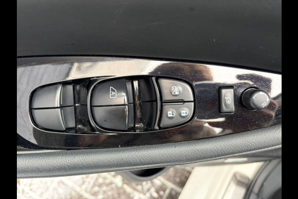 Nissan Leaf e+ Business Executive 62kWh SOH 90% Warmtepomp Trekhaak Leder Navi Ecc Bose®-Hifi Apple Carplay Android Auto Adap.Cruise 360°Camera Stoel+Stuurverwarming Led Two-Tone lak 1e Eigenaar Origineel Nederlandse Auto