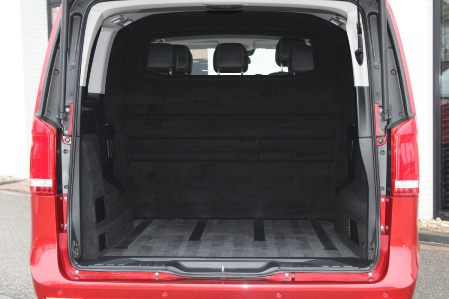 Mercedes-Benz V-Klasse 300d / Lang / DC / 2x Schuifdeur / Apple Carplay / Camera / Leer / NIEUWSTAAT