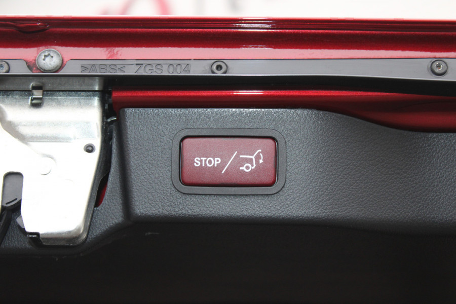 Mercedes-Benz V-Klasse 300d / Lang / DC / 2x Schuifdeur / Apple Carplay / Camera / Leer / NIEUWSTAAT