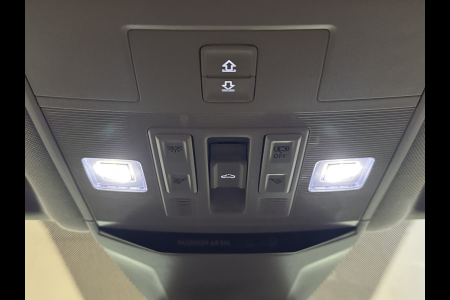 Volkswagen T-Roc 1.5 TSI 150PK STYLE ALCANTARA/LED/PANORAMADAK STOELVEW