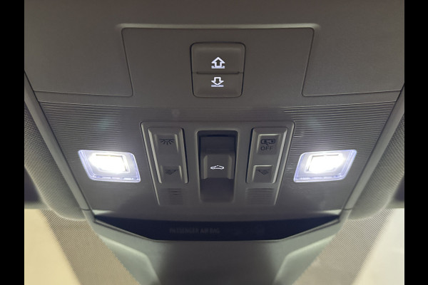 Volkswagen T-Roc 1.5 TSI 150PK STYLE ALCANTARA/LED/PANORAMADAK STOELVEW
