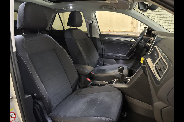 Volkswagen T-Roc 1.5 TSI 150PK STYLE ALCANTARA/LED/PANORAMADAK STOELVEW