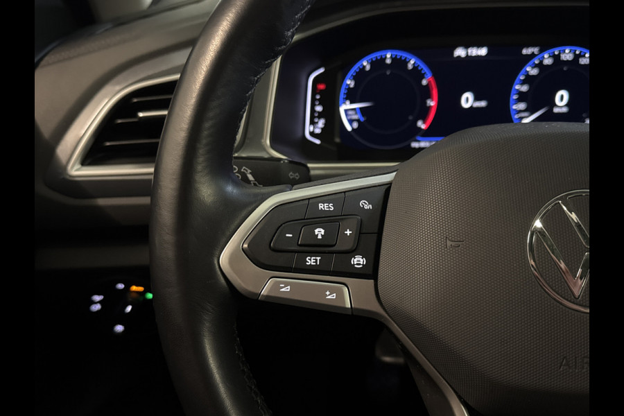 Volkswagen T-Roc 1.5 TSI 150PK STYLE ALCANTARA/LED/PANORAMADAK STOELVEW