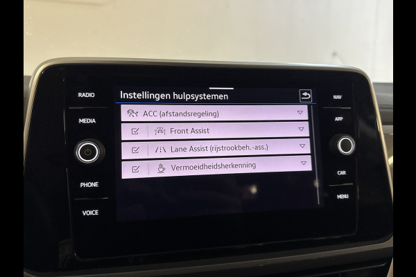 Volkswagen T-Roc 1.5 TSI 150PK STYLE ALCANTARA/LED/PANORAMADAK STOELVEW