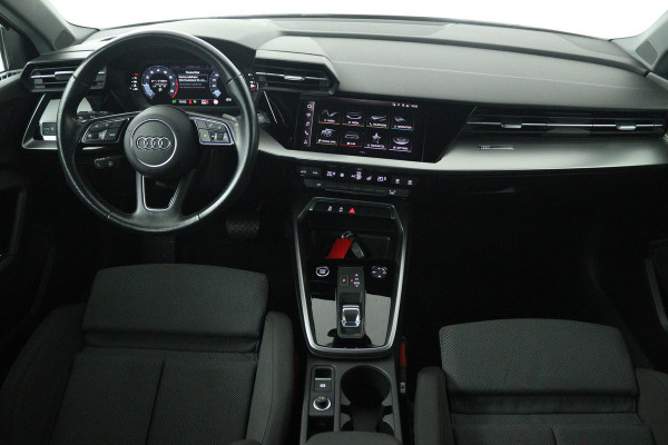 Audi A3 Sportback 30 TFSI Business edition (PARKEERSENSOREN, CRUISE CONTROL, NAVIGATIE, CARPLAY)