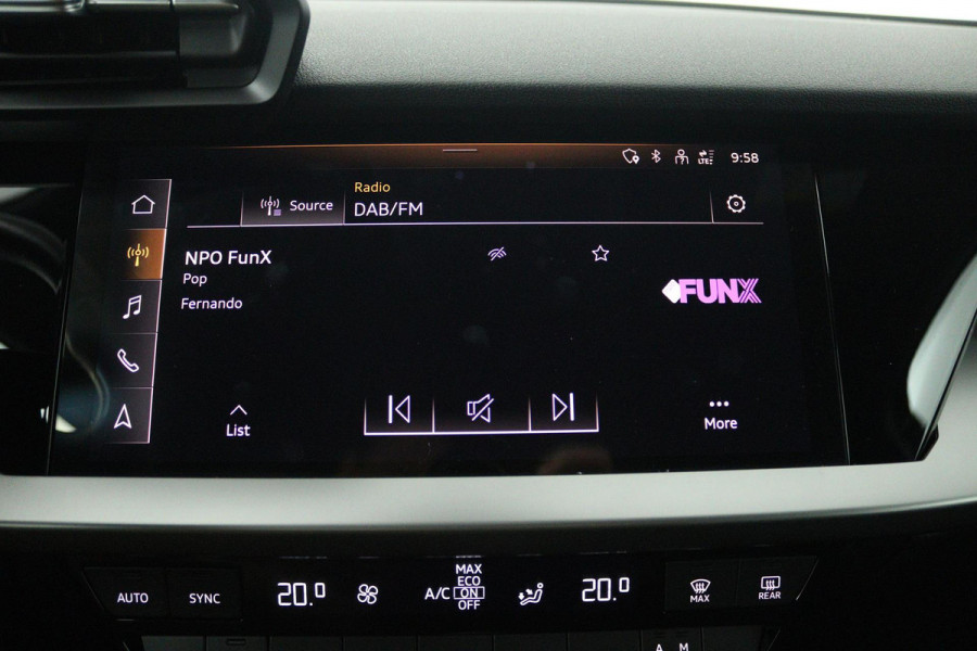 Audi A3 Sportback 30 TFSI Business edition (PARKEERSENSOREN, CRUISE CONTROL, NAVIGATIE, CARPLAY)