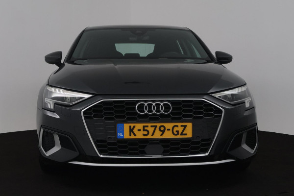 Audi A3 Sportback 30 TFSI Business edition (PARKEERSENSOREN, CRUISE CONTROL, NAVIGATIE, CARPLAY)