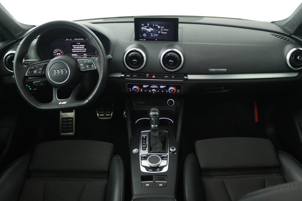 Audi A3 Limousine 40 TFSI Sport Lease Edition (PANORAMADAK, DIGITALE COCKPIT, STOELVERWARMING, AUTOMAAT, PARKEERSENSOREN)