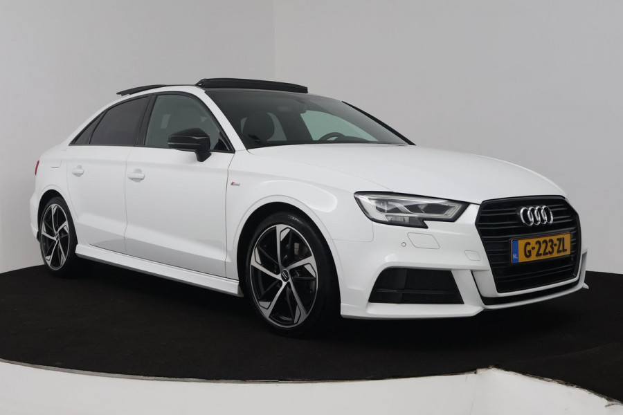 Audi A3 Limousine 40 TFSI Sport Lease Edition (PANORAMADAK, DIGITALE COCKPIT, STOELVERWARMING, AUTOMAAT, PARKEERSENSOREN)