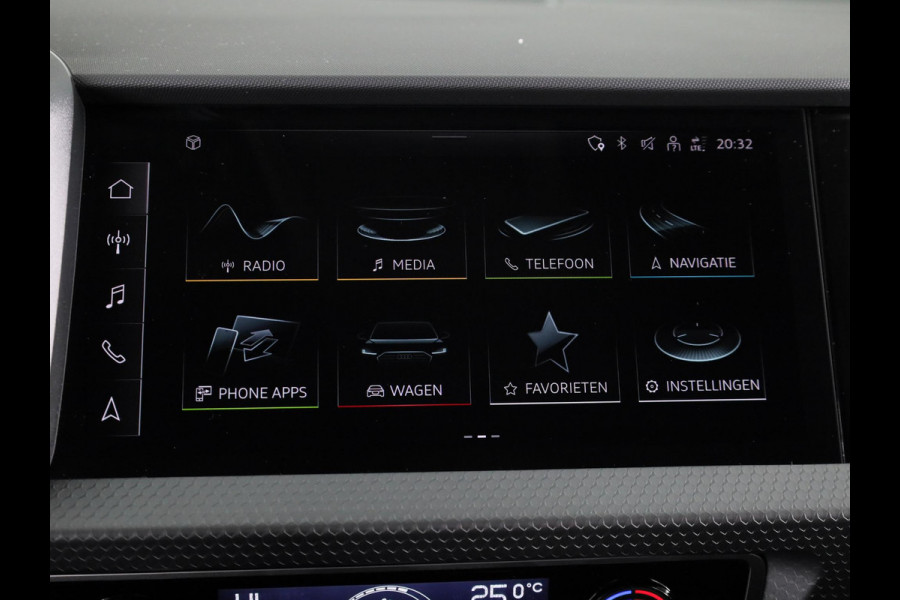 Audi A1 Sportback Advanced edition 25 TFSI 95 pk | Parkeerhulp plus | Automatische airco | Inklapbare buitenspiegels | Dak in contrast kleur |