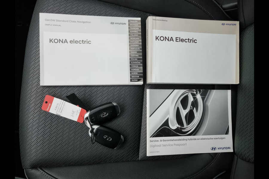 Hyundai Kona EV Premium 64 kWh | Lederen bekleding | Head-Up Display | Stoelverwarming / koeling | Krell audio | Camera