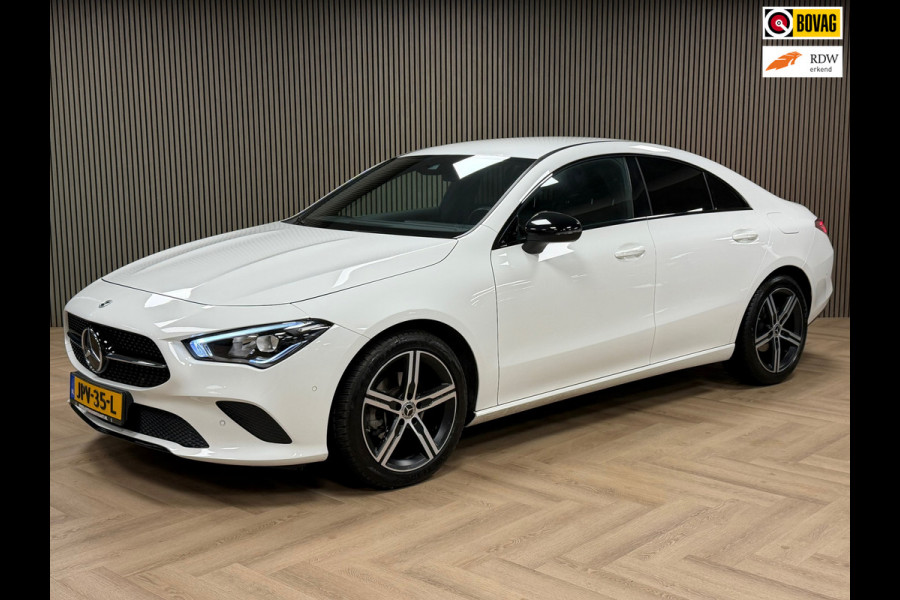 Mercedes-Benz CLA-Klasse CLA180 Business Solution Luxury AUT SFEERVERLICHTING NAVIGATIE STOELVERWARMING CAMERA CRUISE KEYLESS