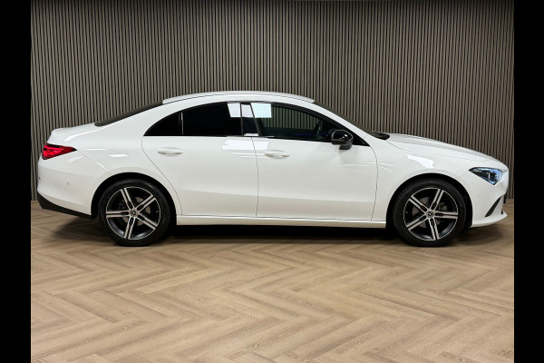 Mercedes-Benz CLA-Klasse CLA180 Business Solution Luxury AUT SFEERVERLICHTING NAVIGATIE STOELVERWARMING CAMERA CRUISE KEYLESS
