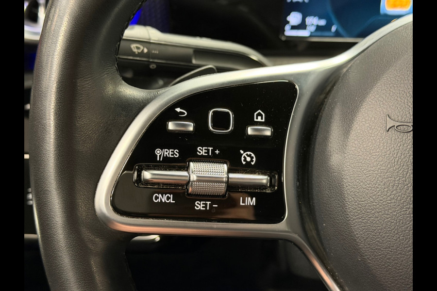 Mercedes-Benz CLA-Klasse CLA180 Business Solution Luxury AUT SFEERVERLICHTING NAVIGATIE STOELVERWARMING CAMERA CRUISE KEYLESS
