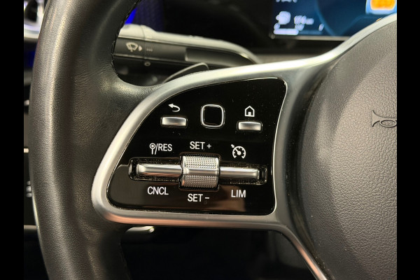 Mercedes-Benz CLA-Klasse CLA180 Business Solution Luxury AUT SFEERVERLICHTING NAVIGATIE STOELVERWARMING CAMERA CRUISE KEYLESS