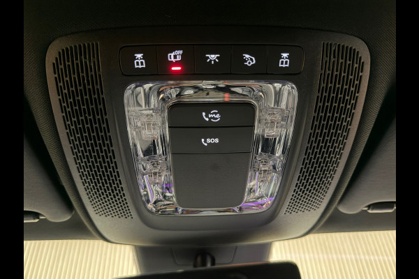 Mercedes-Benz CLA-Klasse CLA180 Business Solution Luxury AUT SFEERVERLICHTING NAVIGATIE STOELVERWARMING CAMERA CRUISE KEYLESS