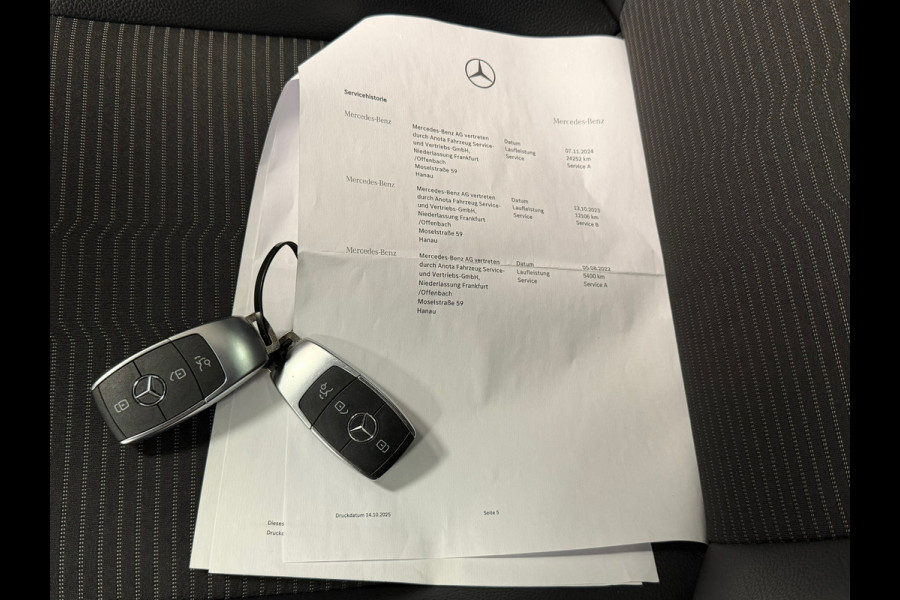 Mercedes-Benz CLA-Klasse CLA180 Business Solution Luxury AUT SFEERVERLICHTING NAVIGATIE STOELVERWARMING CAMERA CRUISE KEYLESS