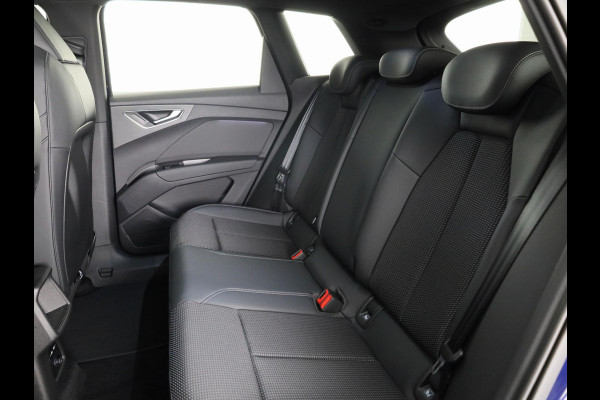 Audi Q4 e-tron 45 S edition Competition 82 kWh 286 pk | Assistentiepakket plus | Comfortpakket plus | Glazen panoramadak | Ambient lichtpakket |
