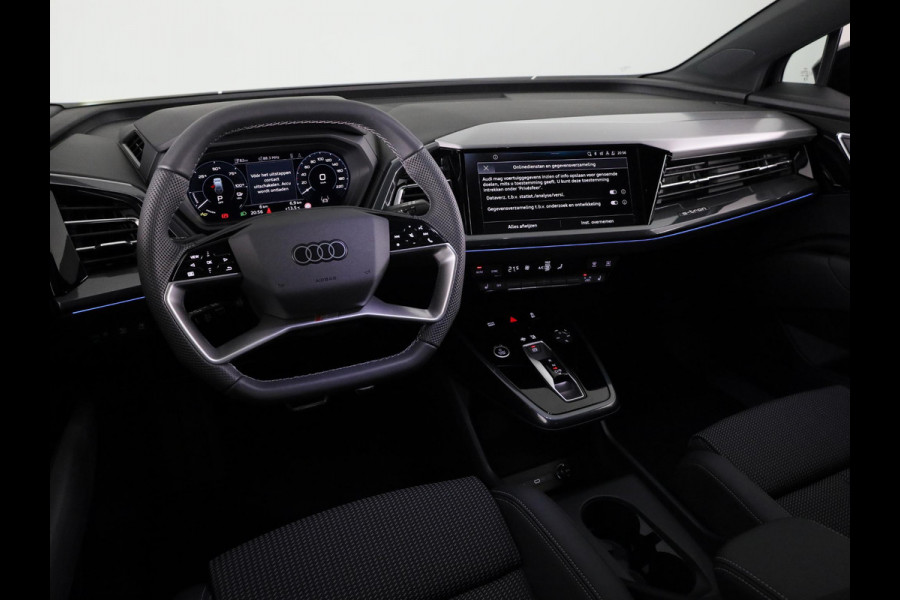 Audi Q4 e-tron 45 S edition Competition 82 kWh 286 pk | Assistentiepakket plus | Comfortpakket plus | Glazen panoramadak | Ambient lichtpakket |
