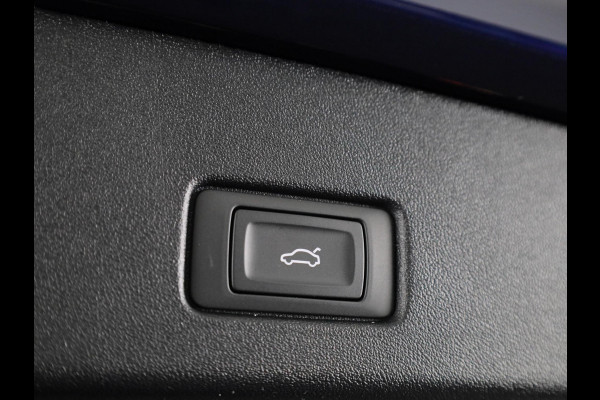 Audi Q4 e-tron 45 S edition Competition 82 kWh 286 pk | Assistentiepakket plus | Comfortpakket plus | Glazen panoramadak | Ambient lichtpakket |